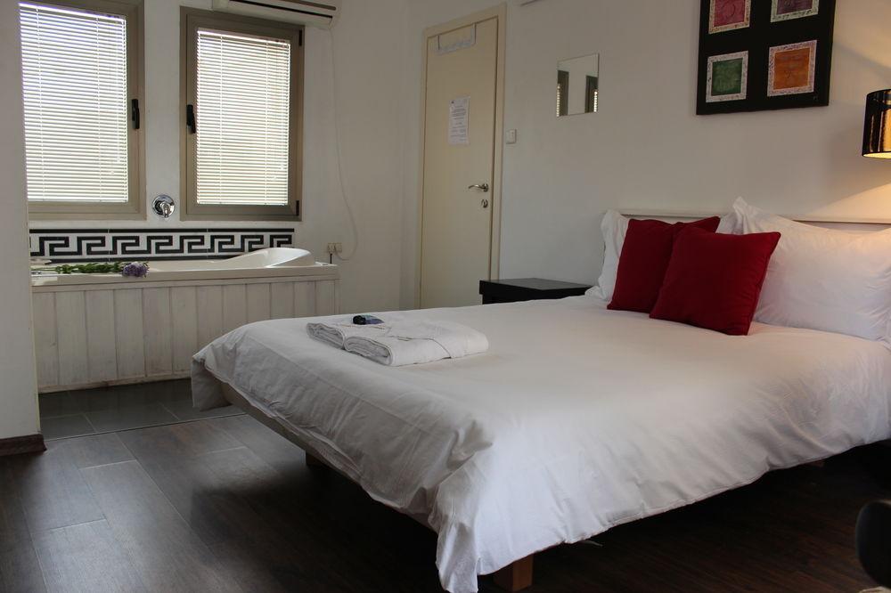 Aliyah Return Center Bed & Breakfast Degania Bet Exterior photo