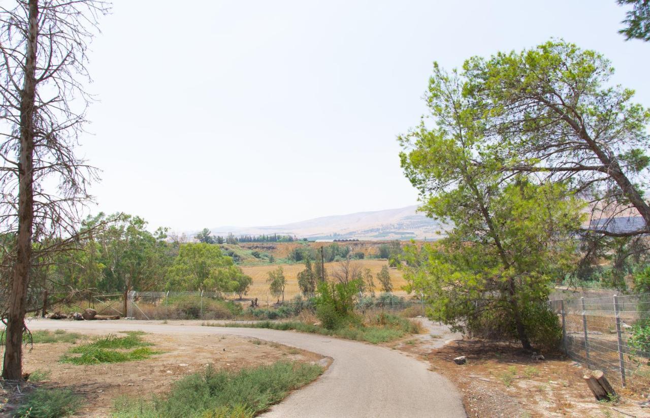 Aliyah Return Center Bed & Breakfast Degania Bet Exterior photo